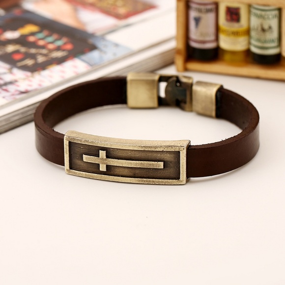 Cross Leather Bracelet - Picture 3 of 5